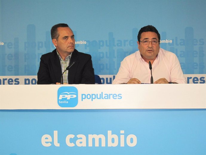 Bueno Y Alcocer Durante La Rueda De Prensa