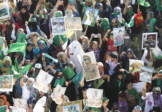 Partidarios Del Lider Libio Muamar Gadafi