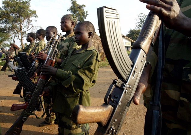 Niños Soldado En Africa