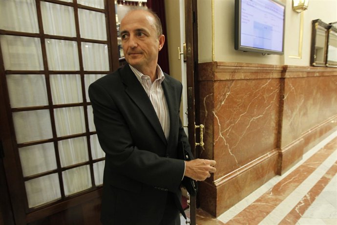 Miguel Sebastián, Ministro De Industria, Turismo Y Comercio, En El Congreso