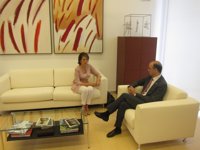 Barcina ve "una clara sintonía entre Bildu y ETA" y dice que 