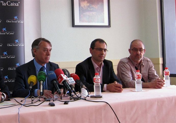 El Director Del Centro Penitenciario De León Y El Subdelegado Del Gobierno