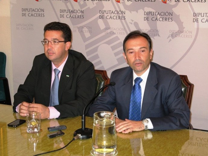 Fernando Manzano Y Laureano León