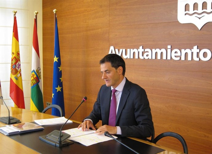 Miguel Sáinz, Portavoz Del Ayuntamiento De Logroño