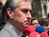 Jáuregui: "Es la consecuencia de admitir su responsabilidad penal"