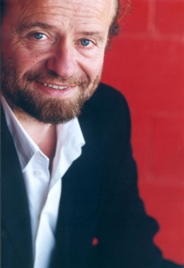 Ángel Pereira Tocará Instrumentos De Percusión En La Actuación De Aikido