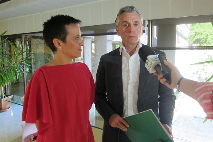 Plata Tras La Celebración De La Reunión Del Consorcio.