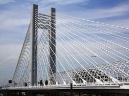 Puente De Bucarest, Contruido Por FCC