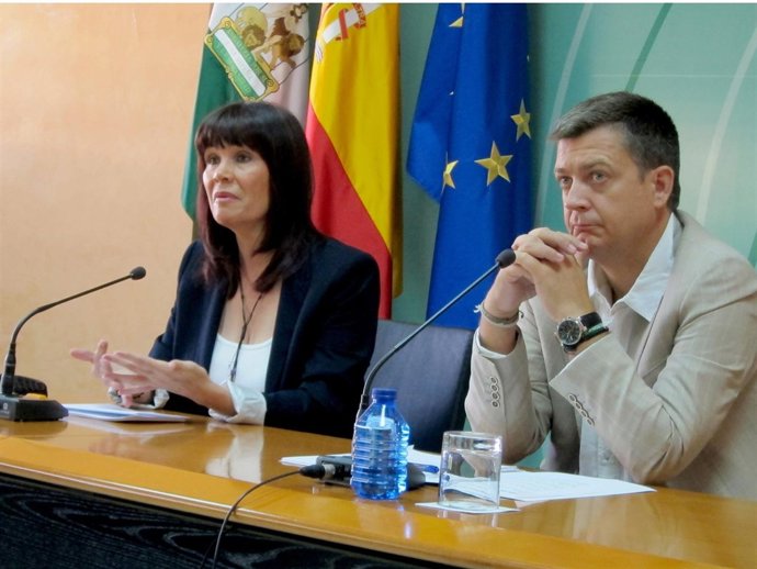 Micaela Navarro En Rueda De Prensa En Sevilla