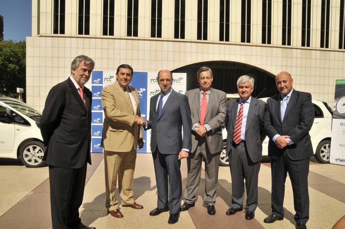Presentación De Los Nuevos Coches Eléctricos De FCC En Torre Picasso