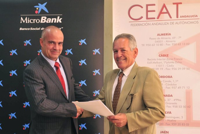 Firma Del Convenio Entre Microbank Y CEAT Andalucía  