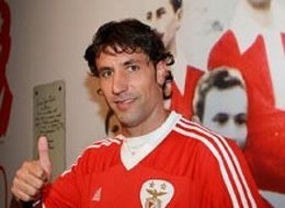 Joan Capdevila Ficha Por El Benfica
