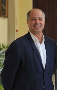 Javier Imbroda sustituye a López Nieto como director del Área de Deportes del Ayuntamiento de Málaga