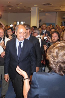 Camps Es Recibido Por Barberá En La Sede Del PPCV