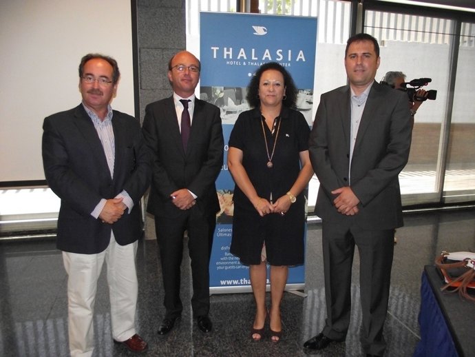 Mengual, Hernández, Muñoz Y Hernández