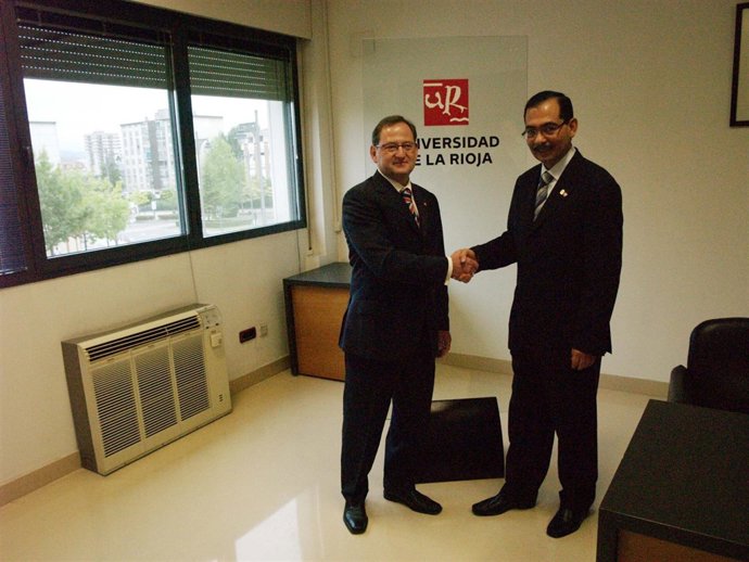 Los Rectores, Tras Firmar El Convenio