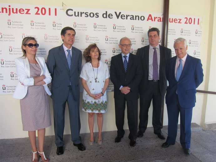 Soraya Sáenz De Santamaría En Los Cursos De Verano De La URJC