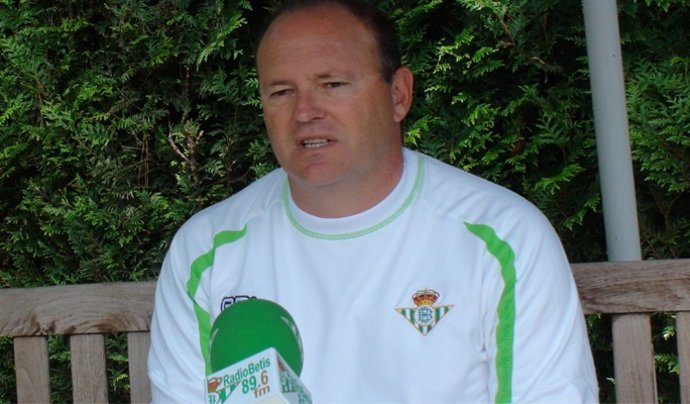 El Técnico Pepe Mel Habla En Rueda De Prensa