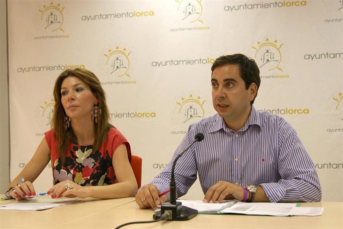 María Del Carmen Ruiz Y Francisco García