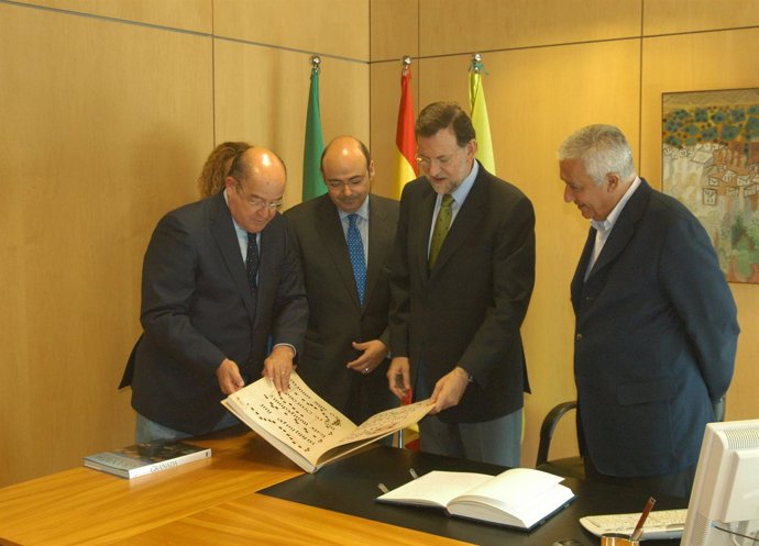 El Presidente Del PP, Mariano Rajoy, En La Diputación De Granada