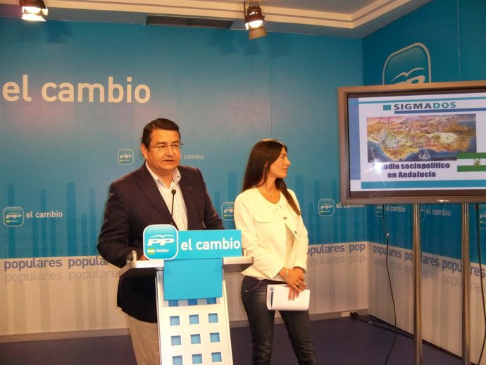 Antonio Sanz Y Rosario Soto, Este Sábado