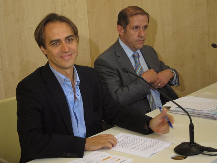 Álvaro Gijón Y Gabriel Vallejo 