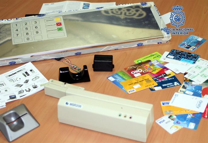 Tarjetas De Crédito Clonadas Incautas Por La Policía Nacional