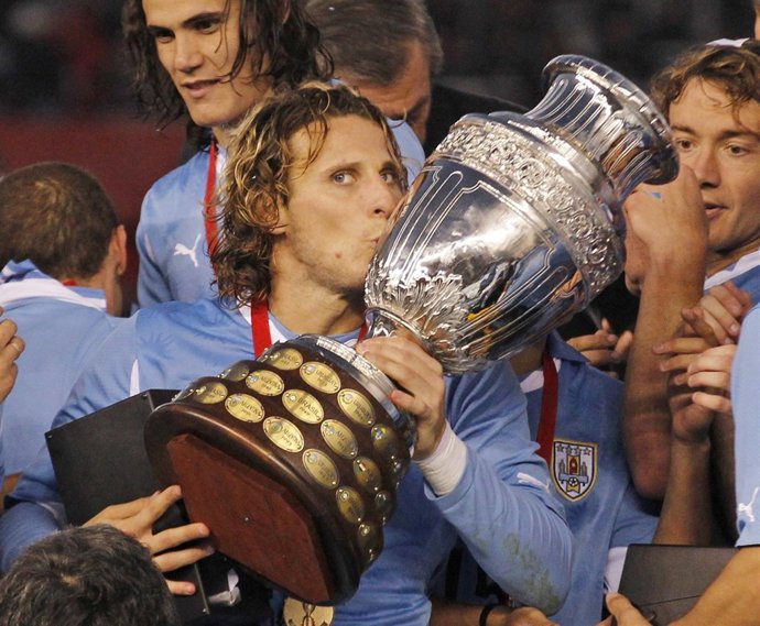 Forlán Con La Copa América
