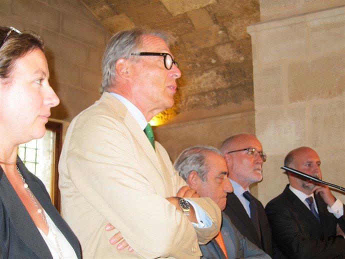 Representantes De Las Principales Compañías Con Presencia En Baleares