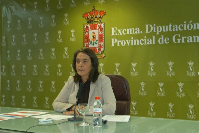 La Vicepresidenta Primera De La Diputación, Luisa García Chamorro.