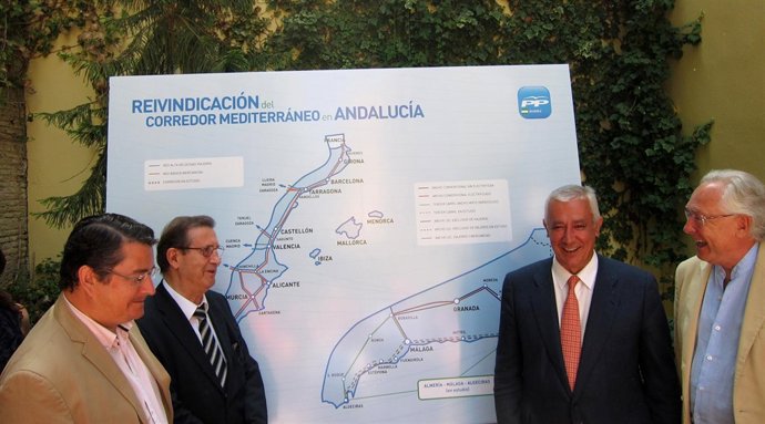 El Presidente Del PP-A, Javier Arenas, Junto Al Secretario General De Ferrmed