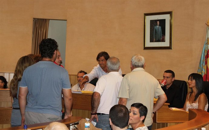 Pleno Del Ayuntamiento De Paterna (Valencia).
