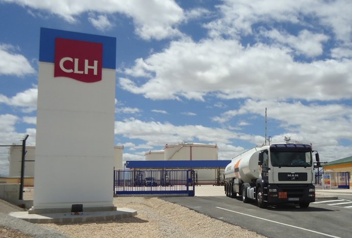 Instalaciones De La Compañía CLH