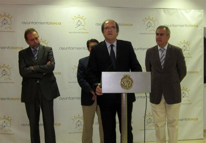 Gabilondo Explica La Inversión Del Ministerio De Educación