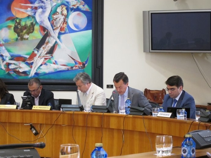 Agustín Hernández Comparece En La Cámara