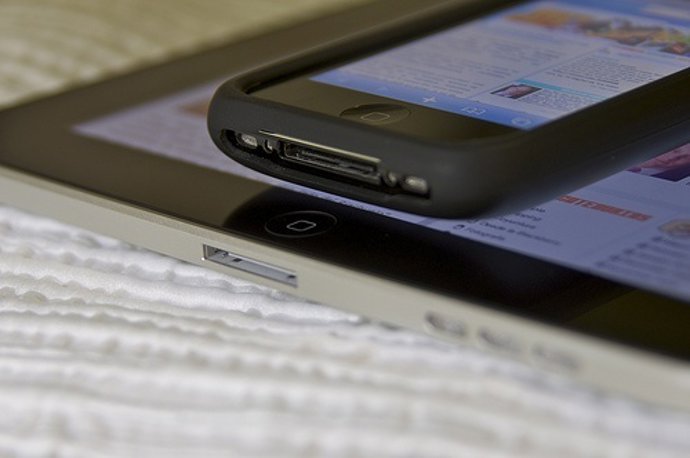 Ipad E Iphone Por Roger Shultz CC Flickr