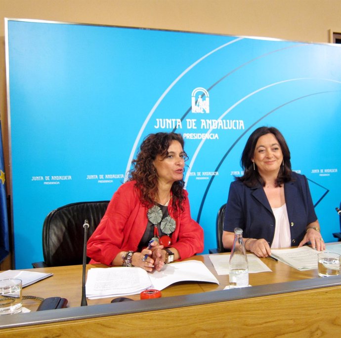María Jesús Montero Y Mar Moreno Tras El Consejo De Gobierno