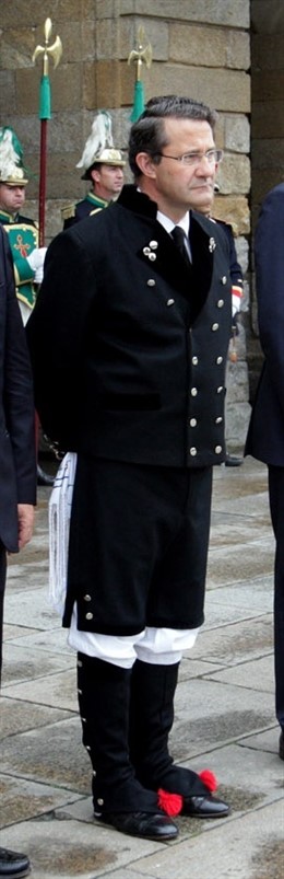 Gerardo Conde Roa Con El Traje Tradicional De Gala Gallego