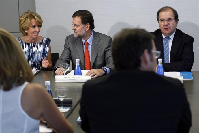 Juan Vicente Herrera, A La Izquierda De Mariano Rajoy Durante La Reunión