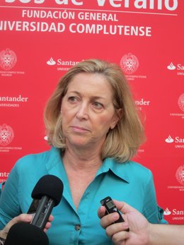 Concepción Dancausa En Los Cursos De Verano De La UCM