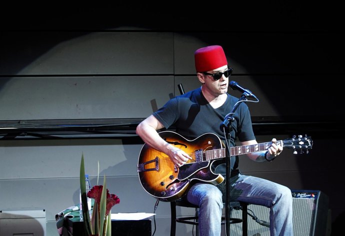 El Músico Santiago Auserón