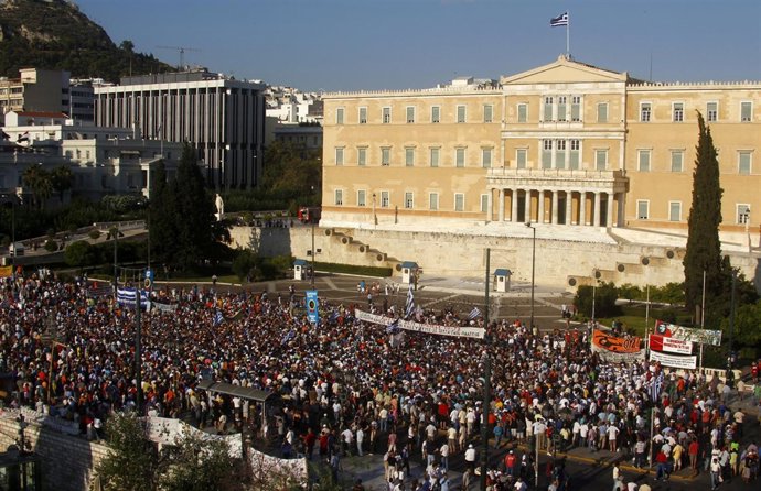 Concentración De Taxistas Griegos Frente Al Parlamento