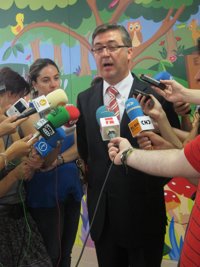 La Junta buscará el equilibrio entre los centros infantiles públicos y privados, que ahora representan el 70% y el 30%
