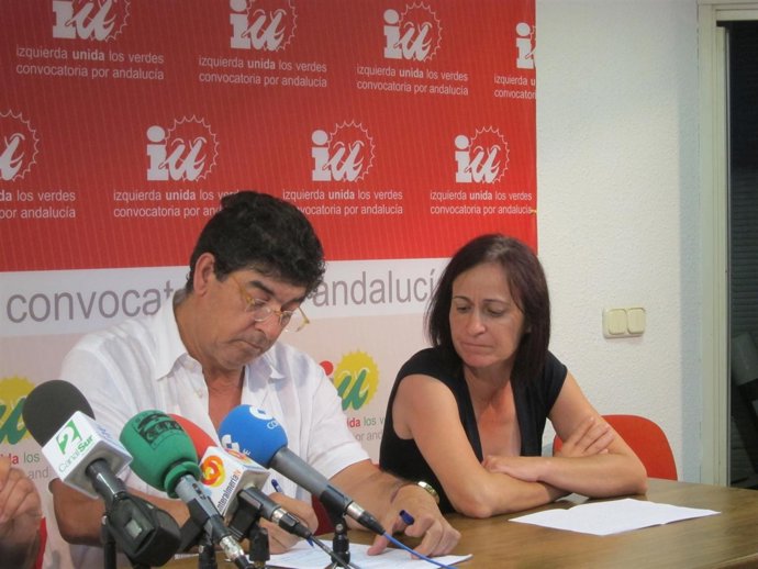 Valderas En Rueda De Prensa En Almería Junto A La Coordinadora Provincial