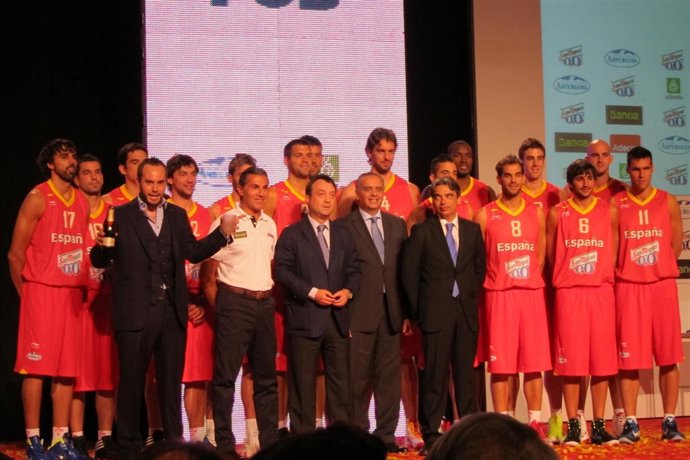 Selección Española De Baloncesto En Su Presentación En Madrid 