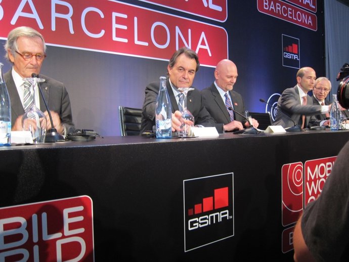 Artur Mas, Xavier Trias Y John Hoffman, En La Presentación Del MWC