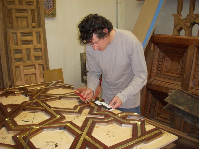 Paco Luis Martos En Su Taller