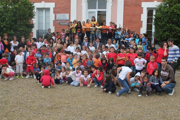 Niños De Torrelavega Y Polanco 