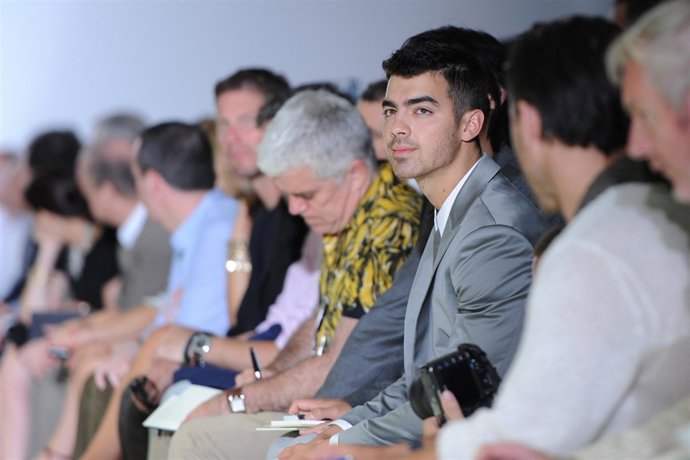 Joe Jonas En Un Desfile De Calvin Klein 