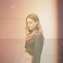 Russian Red Actuará En El Escenario Flotante De Lanuza 